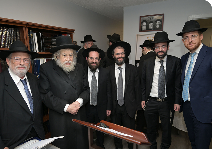 Talmidim learning together